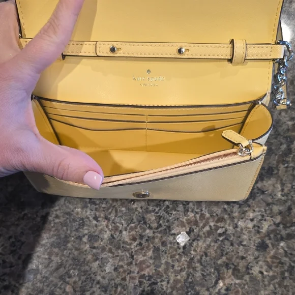 Kate Spade Cream Crossbody Bag - Picture 10 of 13